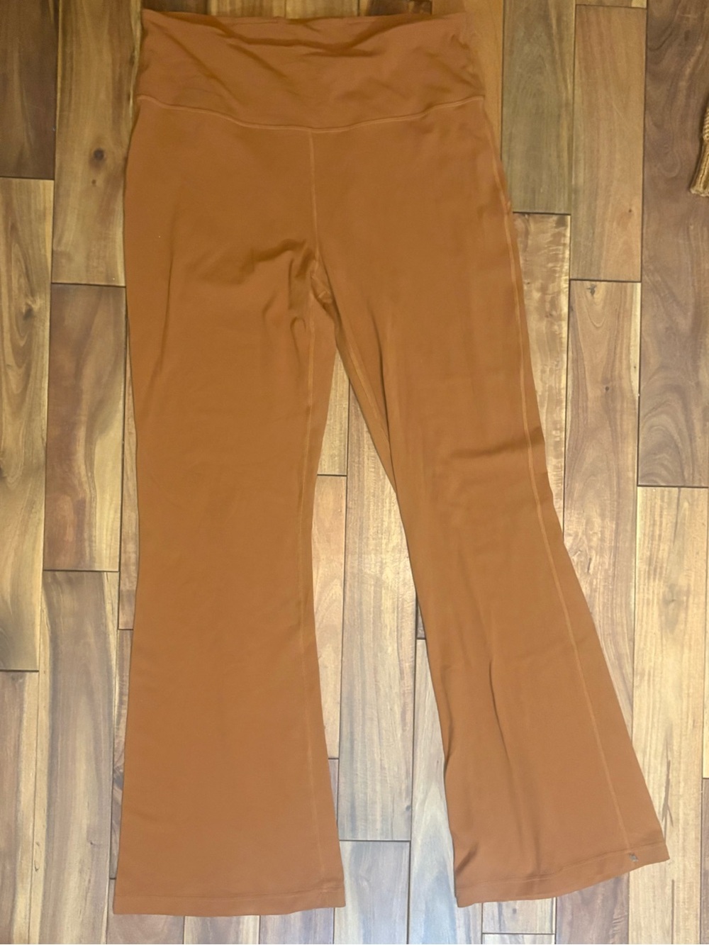 LULULEMON 14 ✨ yoga band flare pants brown good condition